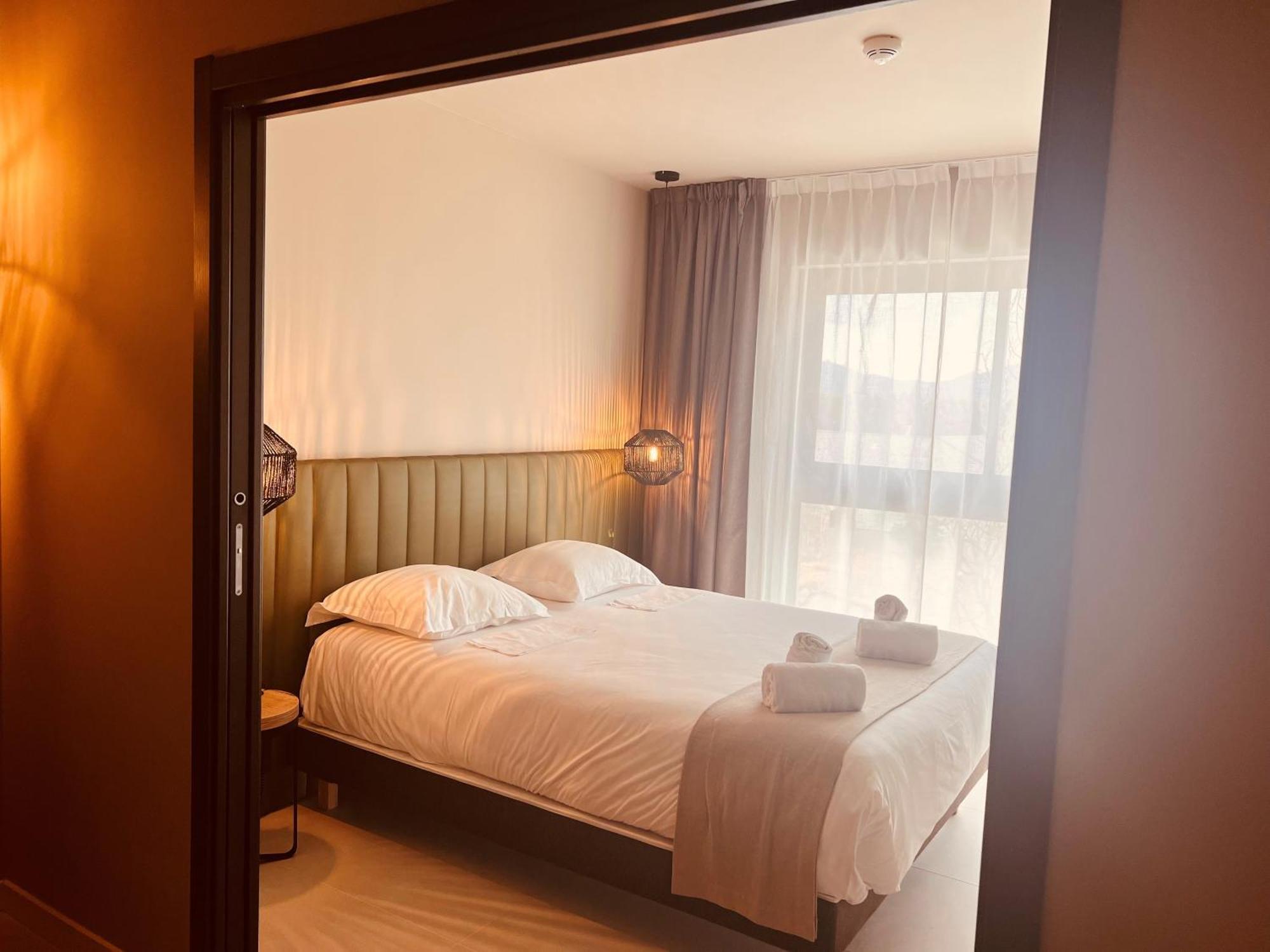 Hotel Spa Restaurant La Madrague Lucciana  Ngoại thất bức ảnh